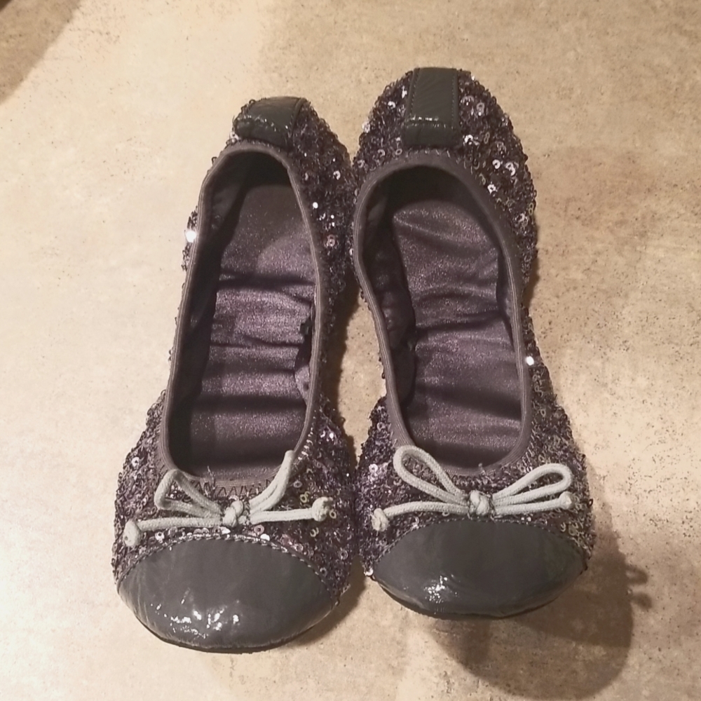 Silver/gray sequin ballet flats